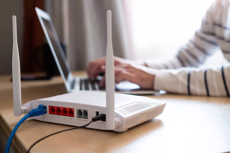 От чего зависит скорость интернета через wifi — основные факторы, которые влияют на качество и стабильность сети
